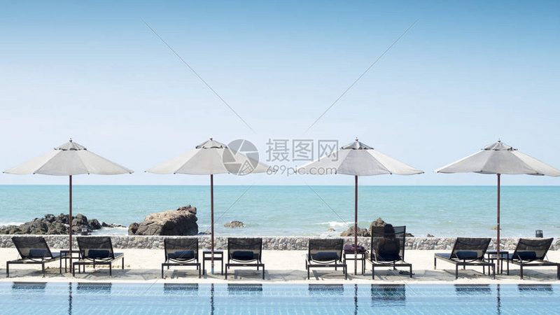 在选择团购酒店时，以下因素需要重点关注：